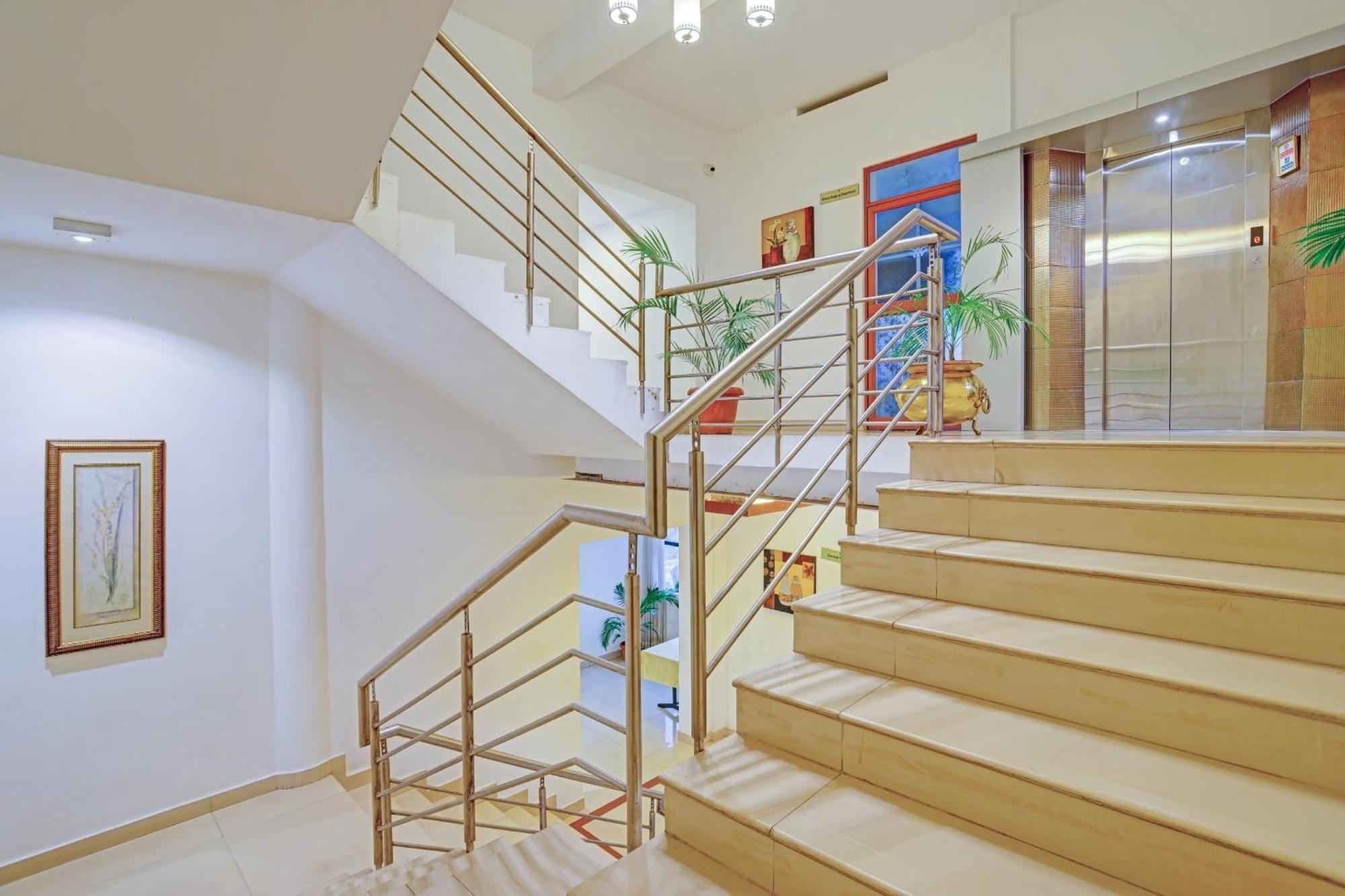 Super Collection O Indraprastha Hotel Thiruvananthapuram Екстериор снимка