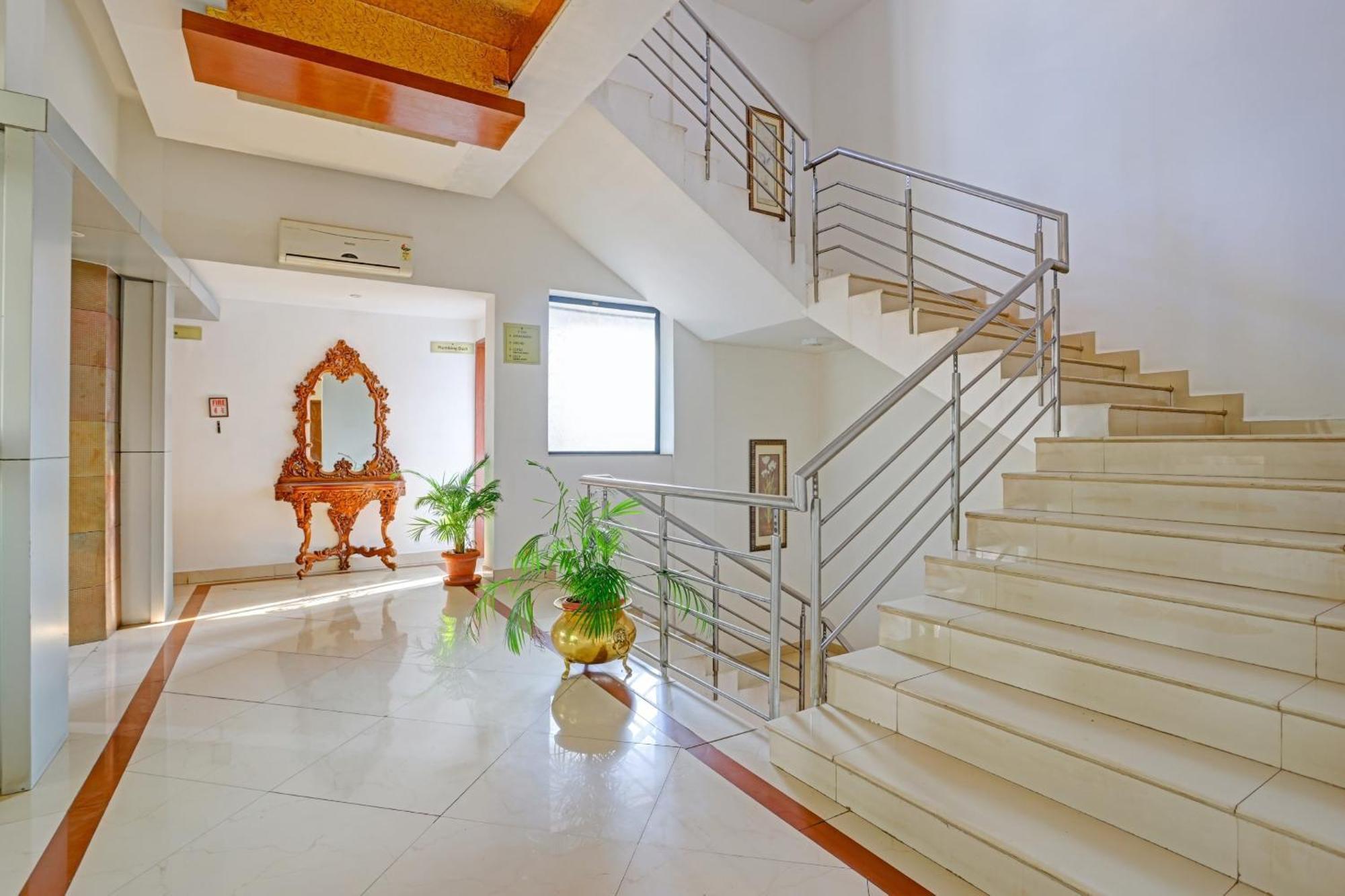 Super Collection O Indraprastha Hotel Thiruvananthapuram Екстериор снимка