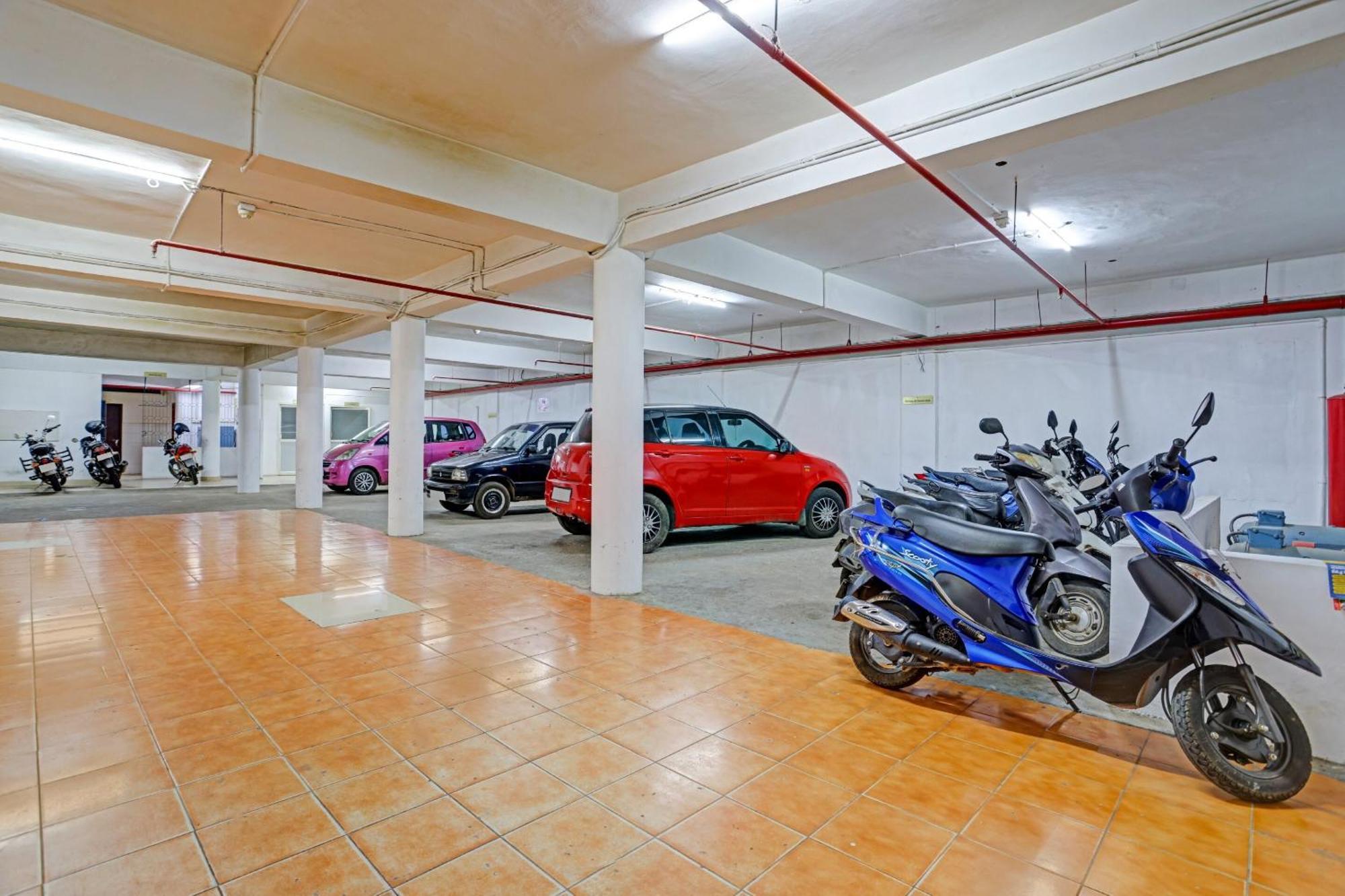 Super Collection O Indraprastha Hotel Thiruvananthapuram Екстериор снимка